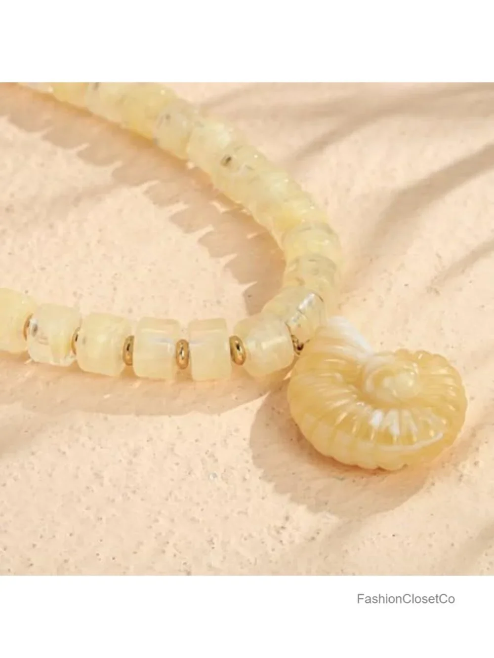 Chunky Resin Beaded Pendant Necklace, Bohemian Seashell Charm Choker, Summer